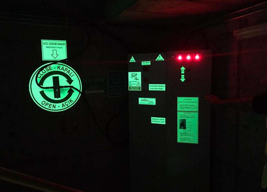 acil-cikis-baglanti-kapaklari-8.jpg