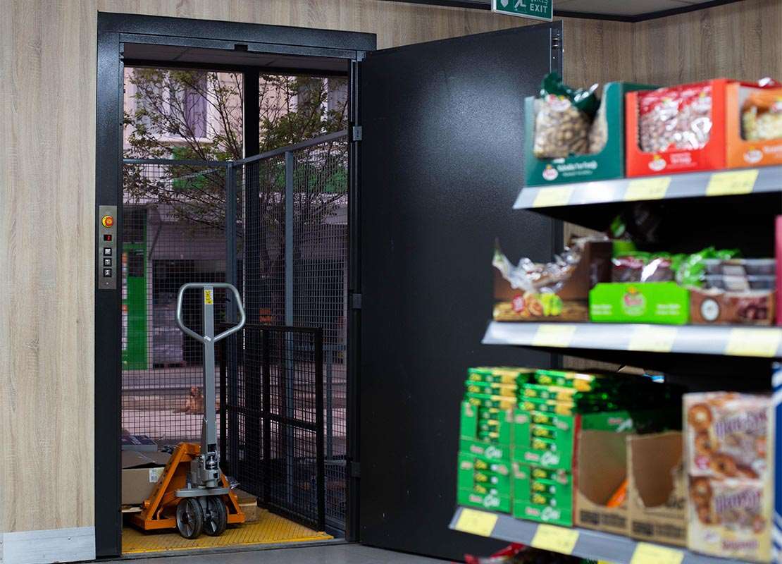 compact-load-lift-2.jpg