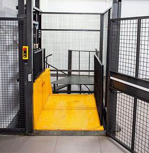 Kompakte Lastaufzüge